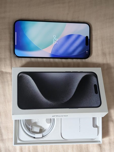 iPhone 15 Pro Max - 256GB64496425651969113