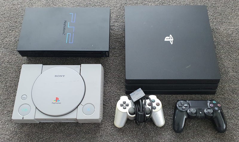 PlayStation 1, 2 & 4 Pro, Suit Parts Carousel 1