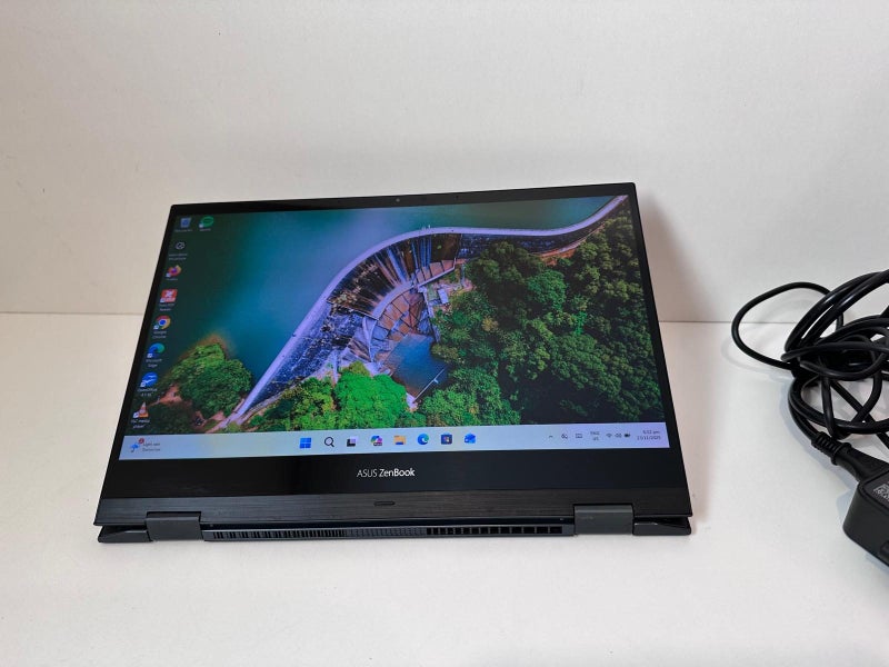 $1 Res Asus ZenBook Flip 2-in-1 11th Gen Core i7-1165G7 16GB 256GB OLED Touch64496812094593111