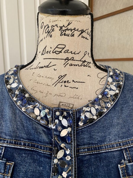 “THE ITALIAN CLOSET” COTTON DENIM JACKET, BLUE STONES & SILVER DETAIL, Sz L Carousel 2