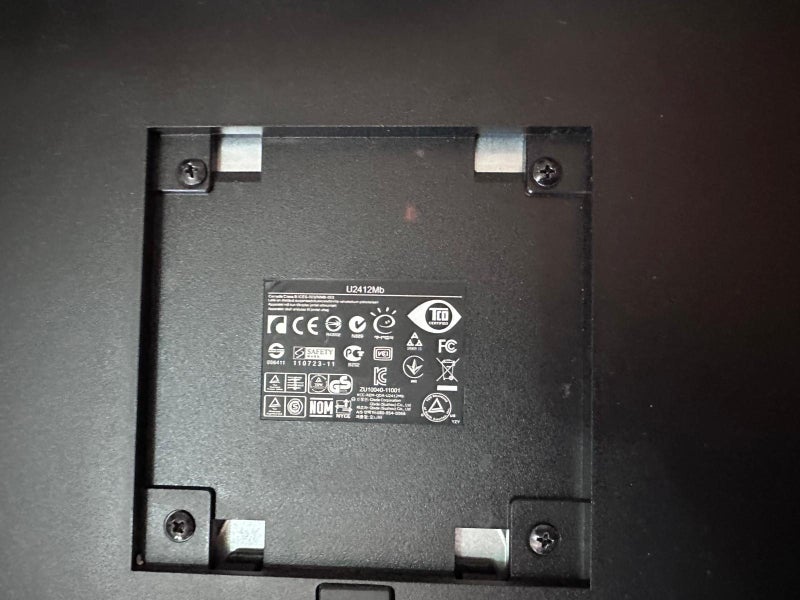 $1 Reserve – 2x Dell UltraSharp U2412Mb 24" Monitors – Used64497419349763112