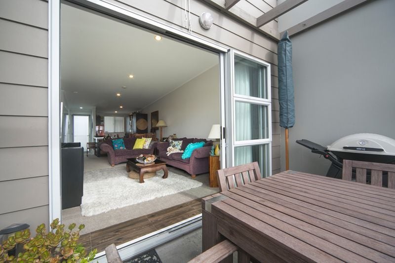 Onehunga, 2 bedrooms64498082695169113