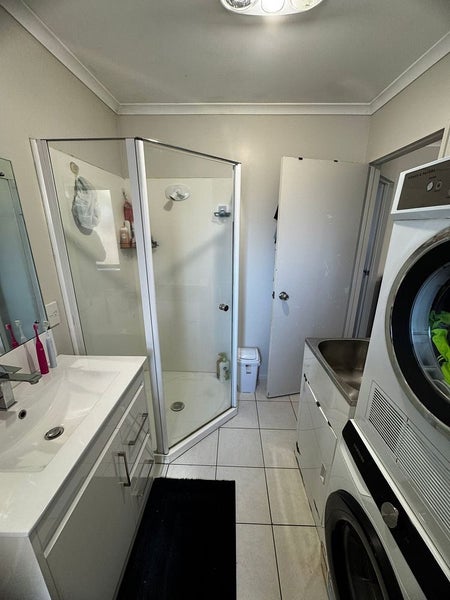 Flat Bush, 2 bedrooms64498276973699112