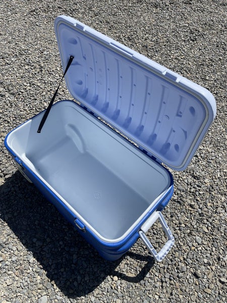 Large Chilly Bin With Wheels Carousel 3