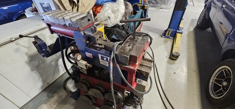 Exhaust tube bender with flaring tool64501513589505111