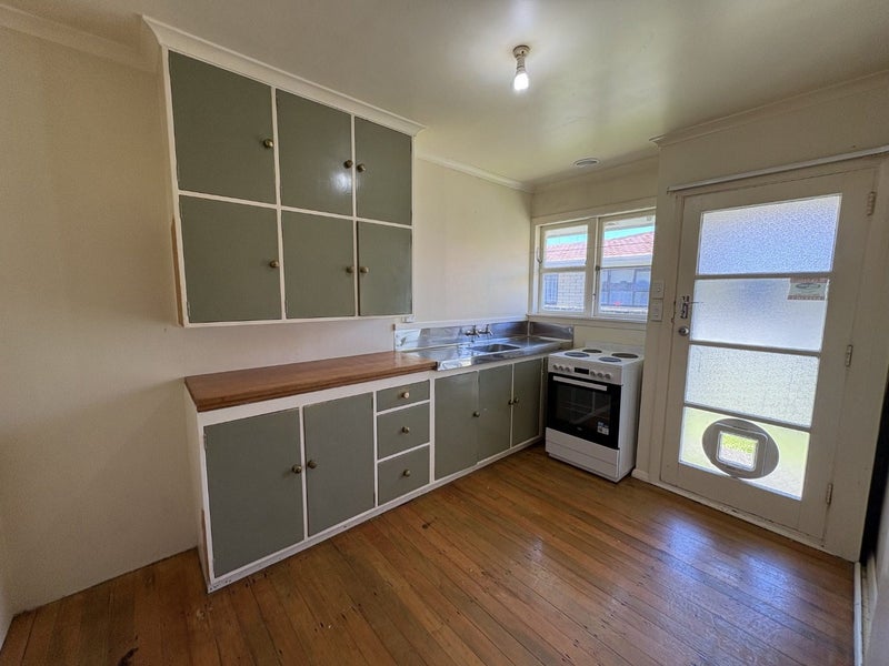 Trentham, 2 bedrooms64502410864001113