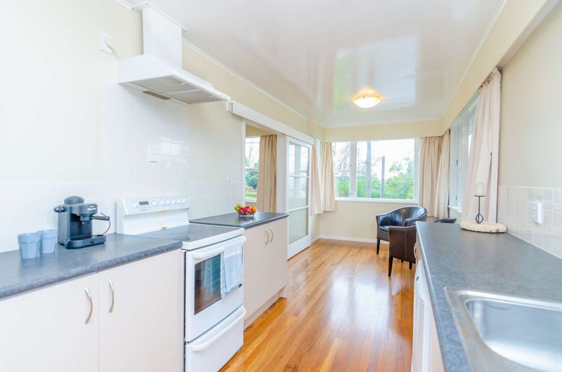 Masterton, 5 bedrooms64502617683970112