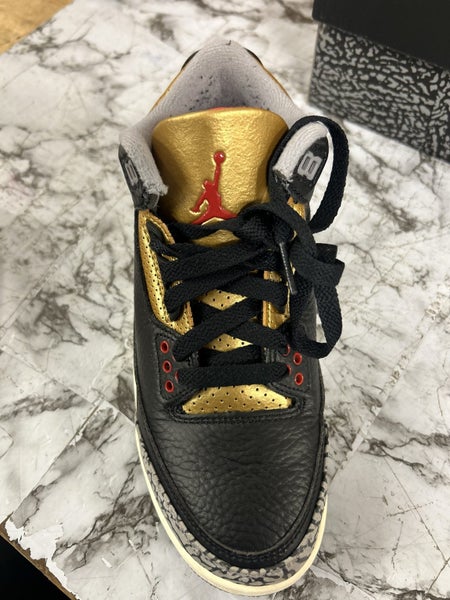 Air Jordan’s retro 3 women’s size: UK4.5 Carousel 2