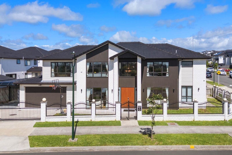 Vendor Relocated - Selling Now with Furniture!64503629269761113