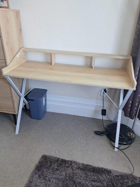 Desk 1200 wide 500 deep Carousel 1