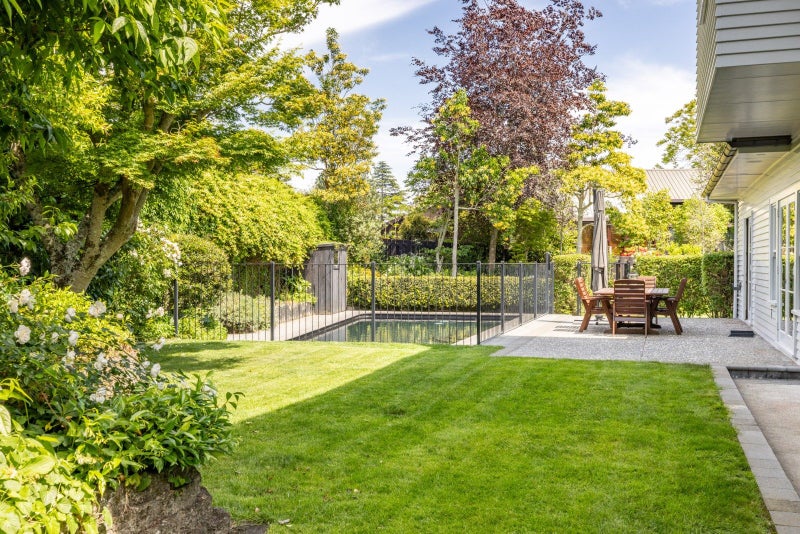 Prestige Location, Elegance and Privacy64504426474243111