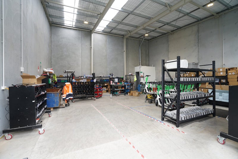 Hands Off Investment in Popular Complex64504537380610113