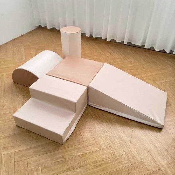 Soft Play Step and Roll -Tan Carousel 1