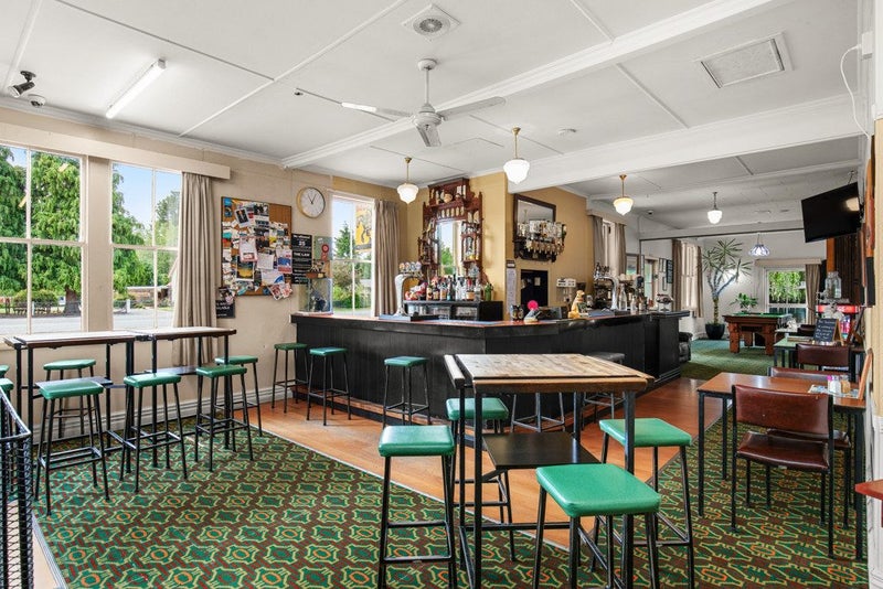 Lauder Hotel - Options Aplenty64506597766403111