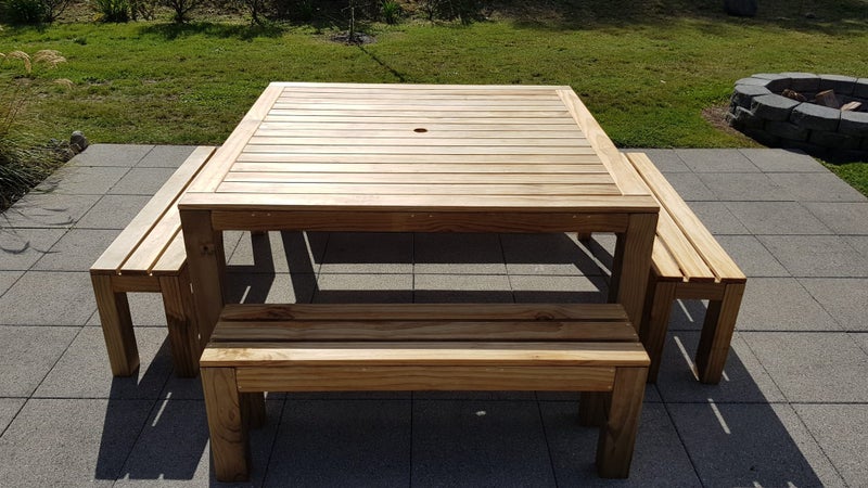 Kiwi Tables outdoor & indoor furniture. Carousel 1