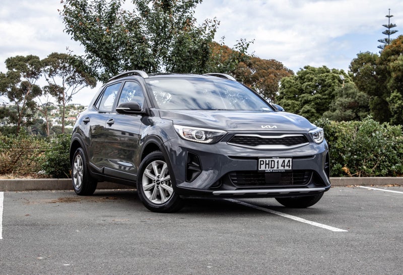 2022 Kia Stonic LX 1.4P/6AT64505321090691110