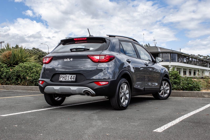 2022 Kia Stonic LX 1.4P/6AT64505321090691112