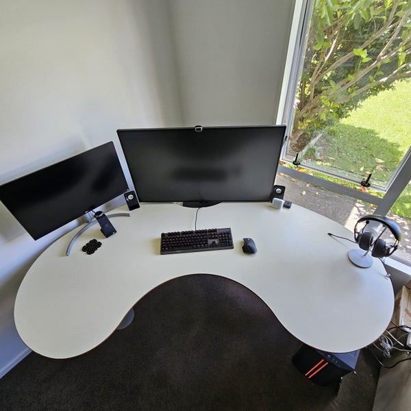 Corner Computer/Office Desk Carousel 2