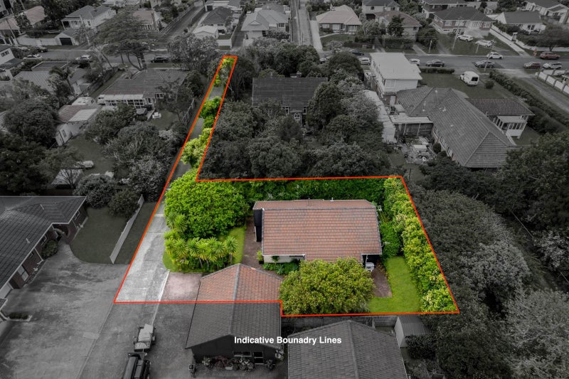 Free standing gem in the heart of Takapuna64505417990403112