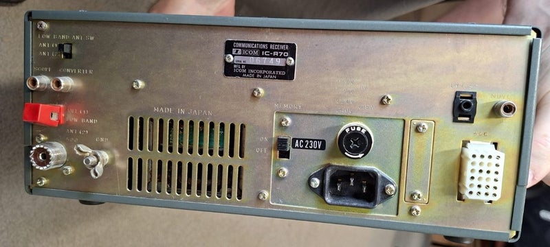 Icom R70 general coverage receiver64505556288771111