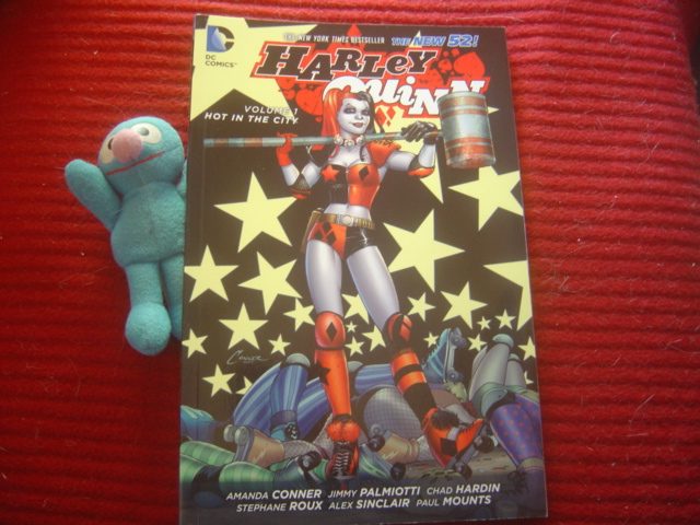 Harley Quinn - Vol 1: Hot in the City Carousel 1