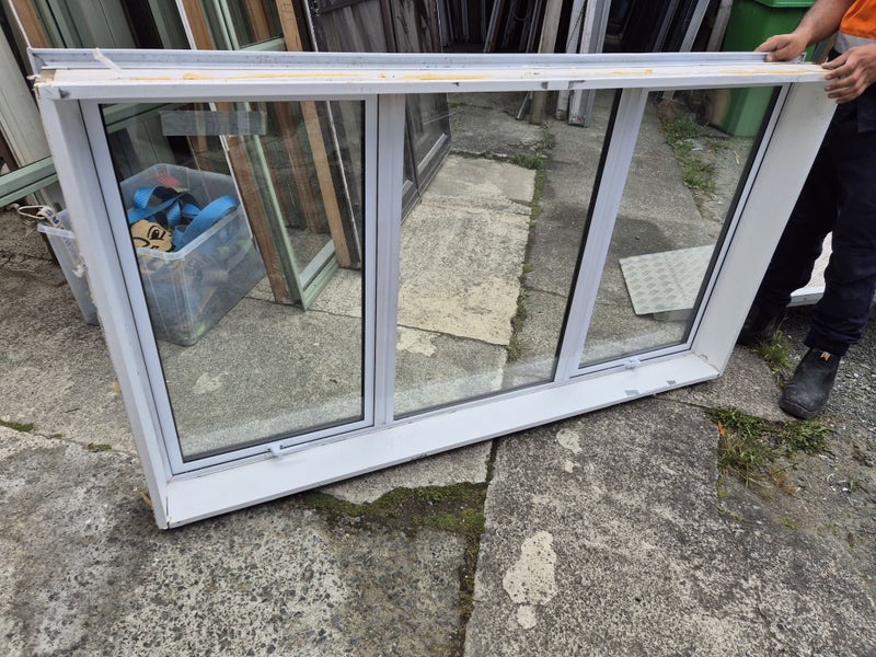 Double Glazed White Double Opening Window 1 m H x 1.8 m W #2237 Carousel 2