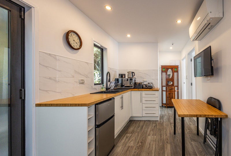 Rare dual-residence - exciting opportunity!64583505365377114