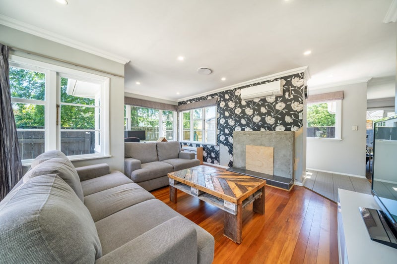 Overseas Vendor Says Sell!64583505383553114