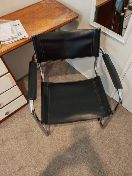 Study Desk + chair 114 cm wide x 40 cm Deep Carousel 7