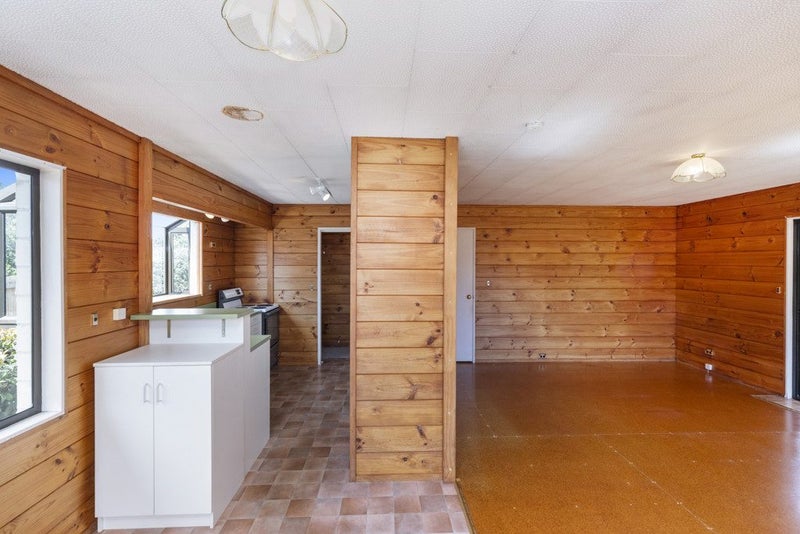 Modest Price, Massive Potential!64506110603009113