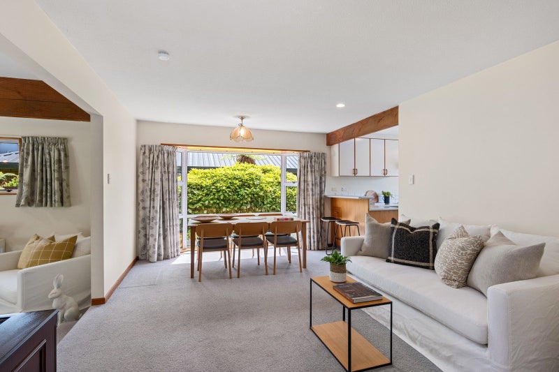 Quiet position, strong zones, family scale64506403110401114