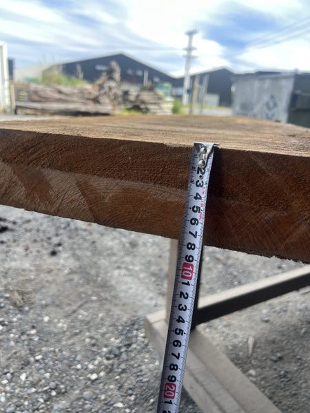 Small Ancient Swamp Kauri Slab – 113 × 46/25 × 8 cm (Ready to Work)64506419374467113