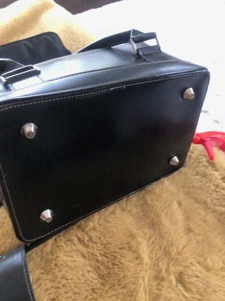 BOBBI BROWN LEATHER MAKE BAGS - AND BRUSHES Carousel 2