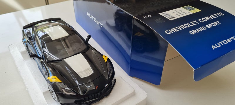 1/18 Chevy Corvette "Grand Sport" model Carousel 1