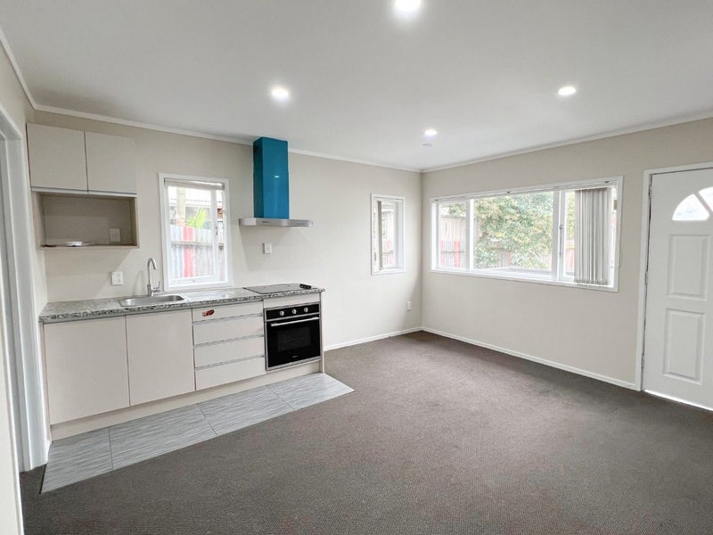 Te Atatu South, 3 bedrooms64506891945603111