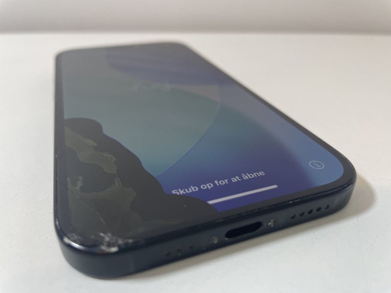 Apple iPhone 15 128GB (damaged)64507632529795114