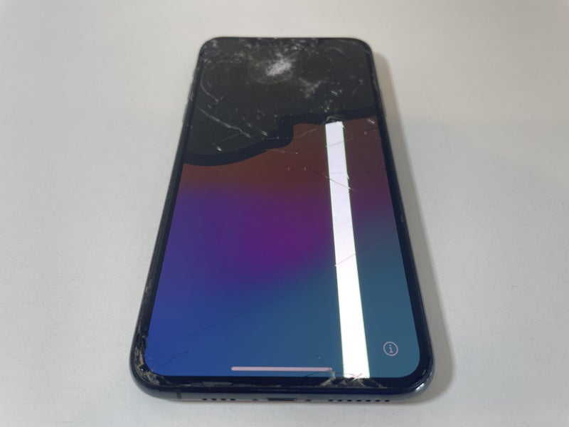 Apple iPhone 11 Pro Max 256gb (damaged)64507632538370110