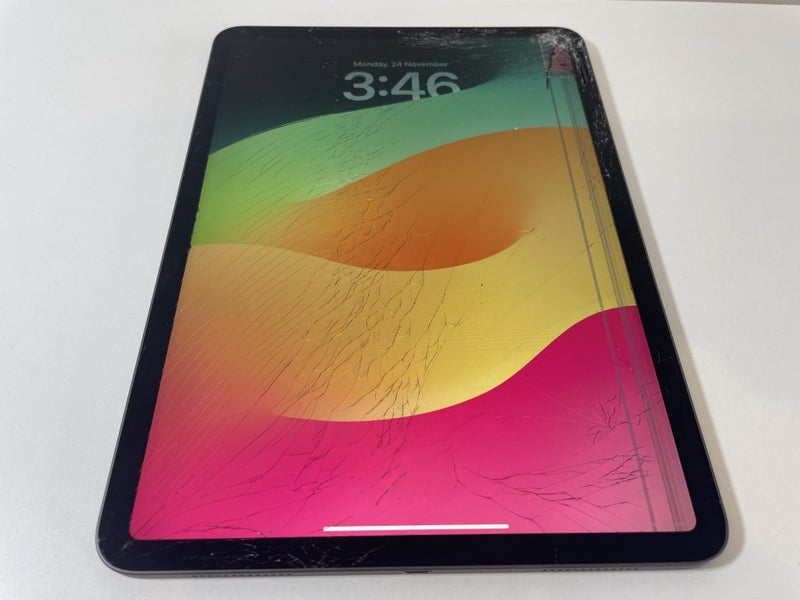 Apple iPad Pro 11inch 256GB (Damaged) Carousel 1