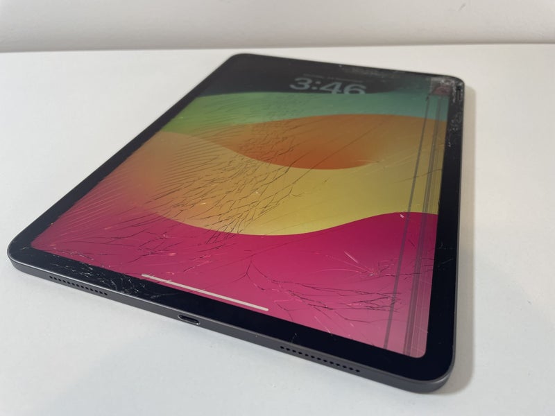Apple iPad Pro 11inch 256GB (Damaged) Carousel 2