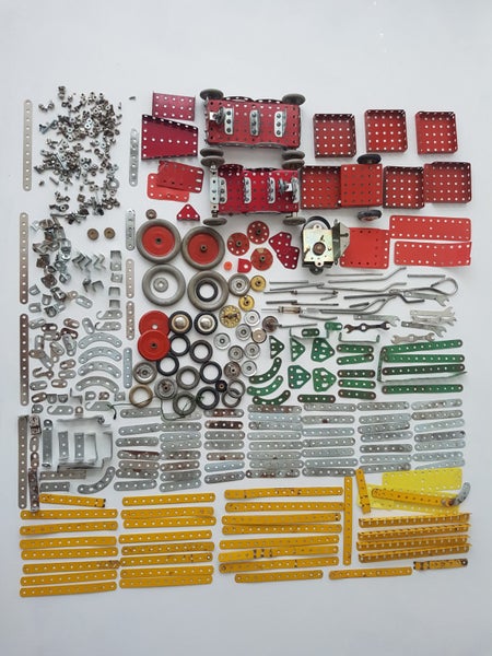 Vintage Buz Builder , Meccano like parts collection, Carousel 15