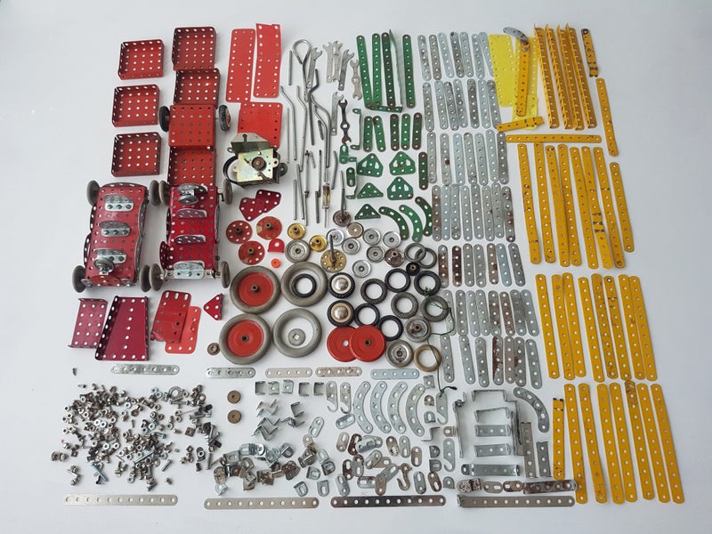 Vintage Buz Builder , Meccano like parts collection, Carousel 1