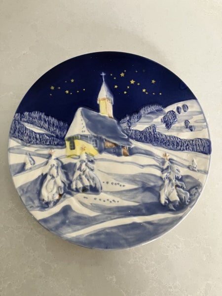 Majolika Schramberg display plate - with a Christmas feel - c.1950-60s64587334235649111