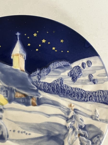 Majolika Schramberg display plate - with a Christmas feel - c.1950-60s64587334235649113