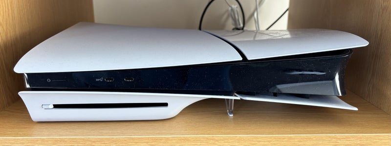 PS5 Slim Console (Disc) Carousel 1