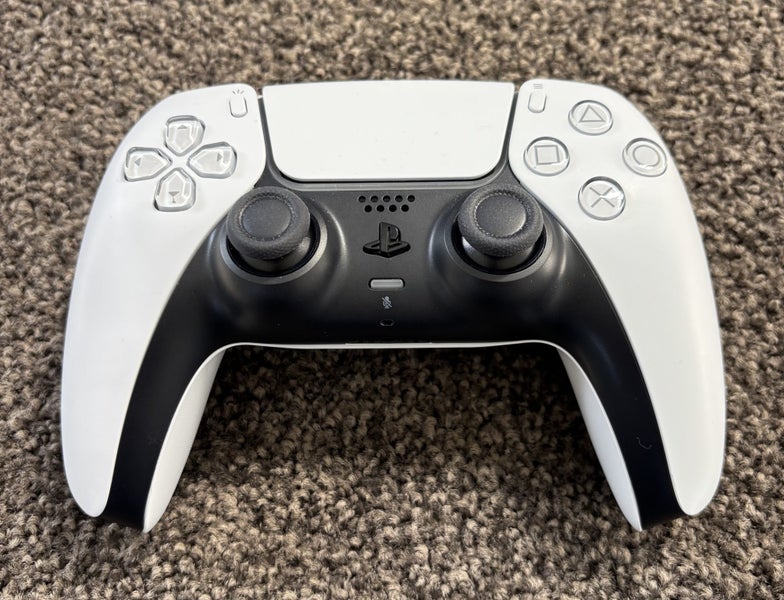 PS5 Slim Console (Disc) Carousel 2