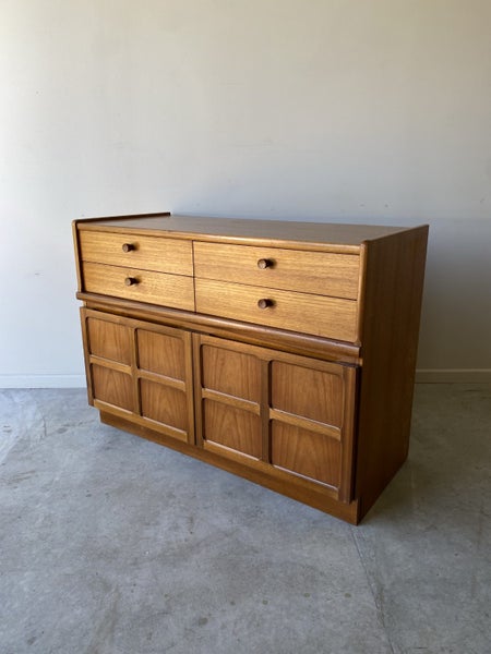 Classic NATHAN “Squares” teak lounge UNIT ++ Carousel 1