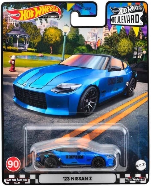 Hot Wheels '23 Nissan Z Car Premium Boulevard Set Carousel 1