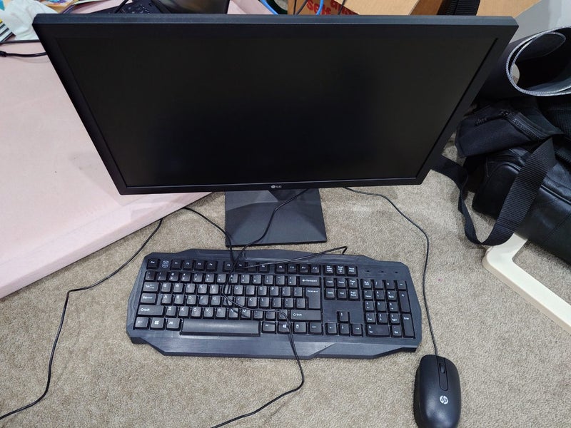 All-in-one desktop PC bundle great for work, everyday use & light gaming Carousel 7