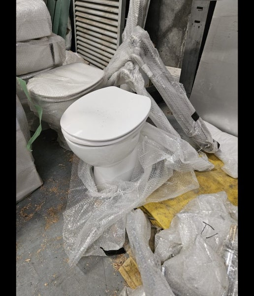 disabled toilet complete set hnd rails , hn dryer, basin toilet role holder64508977785089110