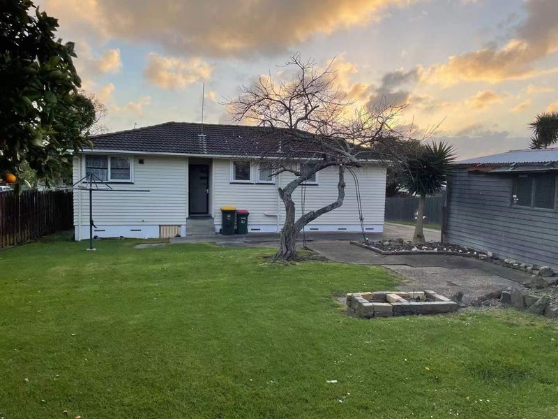 Manurewa, 3 bedrooms64509947888770110